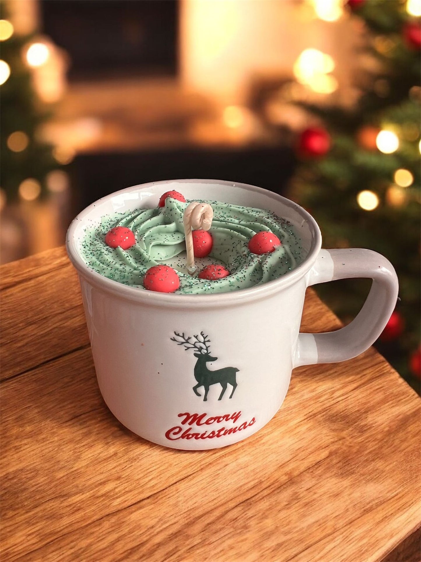 Vela de Navidad en Taza